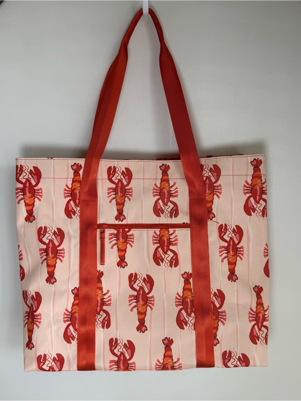 Vera Bradley large family tote “Lobster Clause” • NWT - Picture 4 of 8